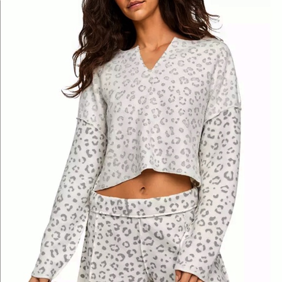 FREE PEOPLE RAIN CHECK ANIMAL PRINT SHORTS LOUNGE SET MEDIUM - Picture 2 of 6